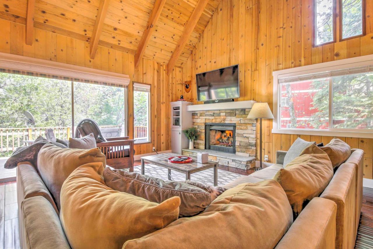 Gorgeous Lake Arrowhead Retreat Game Room And Deck Kültér fotó