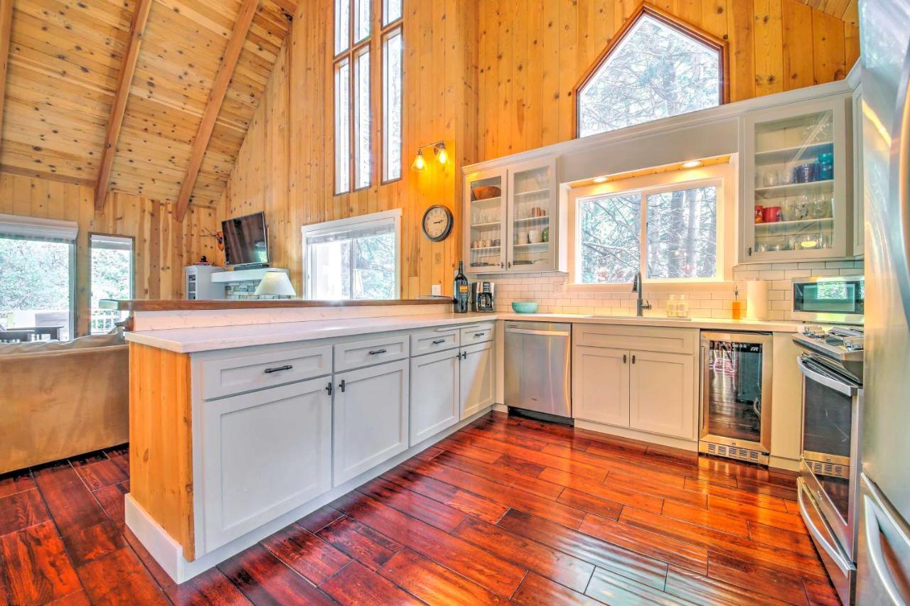 Gorgeous Lake Arrowhead Retreat Game Room And Deck Kültér fotó